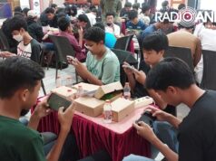 160 Pelajar Adu Ketangkasan di Kompetisi E-Sport, Rebut Piala Kapolres Kediri