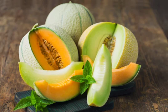 Melon Hijau atau Melon Oranye, Mana yang Lebih Menyehatkan?