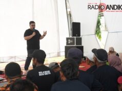 Mas Dhito Tanggapi Keluhan Warga Purwoasri Terkait Kelangkaan Elpiji