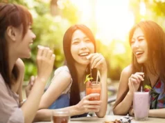 5 Rahasia Awet Muda Alami, Salah Satunya Banyak Tertawa