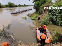 Pencarian Korban Hanyut di Sungai Brantas Mojokerto