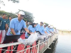 Tutup Rangkaian Muskomwil IV APEKSI Ke-13, Walikota Kediri dan Para Kepala Daerah Gowes Bersama, Tanam Pohon dan Sebar Benih Ikan
