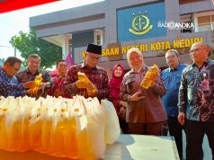 Peringati Hari Adyaksa, Kejaksaan Negeri Kota Kediri Gelar Pasar Murah