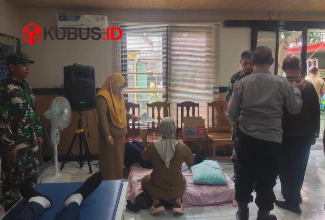 Keracunan massal yang menimpa puluhan siswa SMP Negeri 1 Boyolangu, Kabupaten Tulungagung. (Foto. Redaksi)