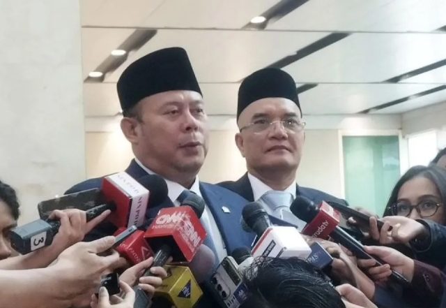 Wakil Ketua DPR RI Cucun Ahmad Syamsurizal bersama Ketua Komisi VIII DPR RI Marwan Dasopang. (Foto. ANTARA, Bagus)