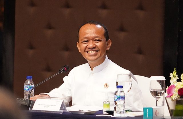 Menteri ESDM Bahlil Lahadalia, mengungkapkan penyesalan atas keterlibatannya di industri pertambangan dan kayu pada masa lalu. (Foto. AntaraNews)