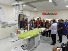 Penyerahan dan Pengoperasian Instalasi Alat Cath Lab di RSUD Kabupaten Kediri