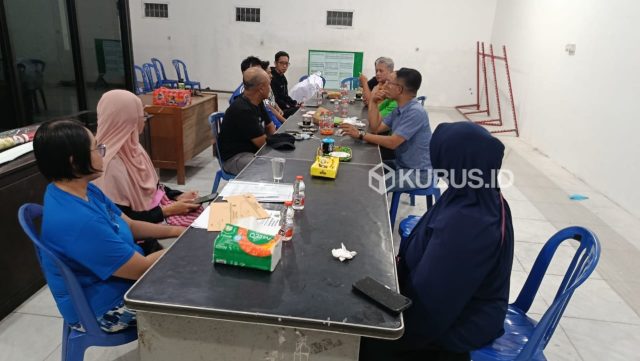 Rapat Koordinasi intensif pengembangan Koperasi Kelurahan Merah Putih (KKMP) Ngronggo, Kecamatan Kota Kediri. (redaksi)