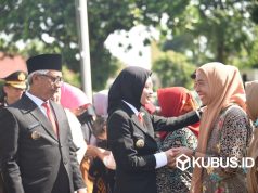 Mbak Wali Pimpin Upacara Hari Bela Negara & Hari Ibu: Tekankan Peran Perempuan