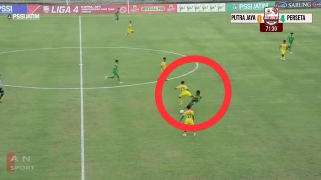 Aksi brutal Hilmi Gimnastiar terhadap pemain Perseta 1970