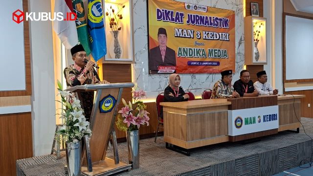 Andika Goes To School di MAN 3 Kediri