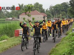 Gowes Bareng Kapolres Kediri Warnai Aktivitas Pagi di Kampung Inggris