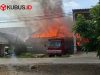 Rumah dan Gudang Terbakar Hebat, Kerugian Capai Rp700 Juta
