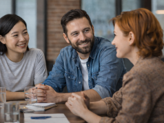 Pentingnya Active Listening dalam Hubungan: Kunci Komunikasi yang Lebih Sehat dan Bermakna