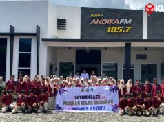 Belajar Jurnalistik Digital, Puluhan Siswa dan Guru MTsN 9 Kediri Kunjungi ANDIKA Media
