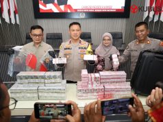 Kepolisian Resor Trenggalek Jawa Timur mengungkap penanganan kasus penipuan dengan modus pencairan dana fiktif. Foto. Redaksi