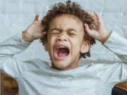 Mengatasi Tantrum Dengan Pendekatan Emosional