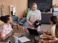 Side Hustle Yang Cocok Untuk Karyawan Kantoran