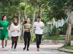 Kebiasaan Baru Anak Muda Saat Menghabiskan Waktu Menjelang Berbuka