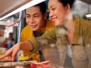 Ramadan dan Pola Konsumsi Emosional: Mengapa Kita Sering Ingin Membeli Lebih Banyak Saat Puasa