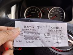 Driver Online Keluhkan Parkir RS Mardi Waluyo Kota Blitar