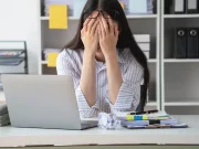 Kebiasaan Mengoleksi Pengalaman Tanpa Pernah Menikmatinya