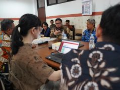 Bupati Kediri Dorong Keberlanjutan Beasiswa Lulusan Boarding School Gratis untuk Putus Mata Rantai Kemiskinan Bupati Kediri Dorong Keberlanjutan Beasiswa Lulusan Boarding School Gratis untuk Putus Mata Rantai Kemiskinan